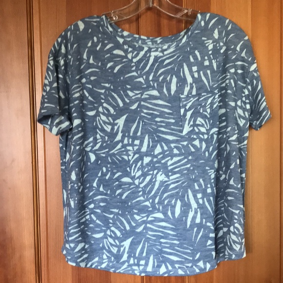 Old Navy Linen Blend Tropical Print Tee, Small - Picture 5 of 7